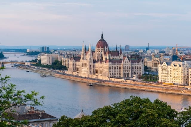 Vienna – Budapest Chauffeur